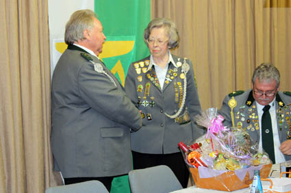 IK2013-001