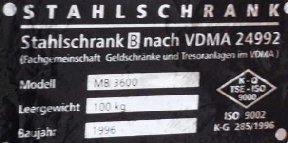 Schrank BrÌnnighausen 021-kl